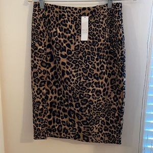 Leopard pencil skirt